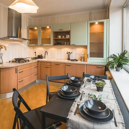 Historic 4-bedroom - Brivibas Boulevard