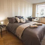 Historic 4-bedroom - Brivibas Boulevard 아파트 리가